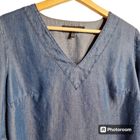 White House Black Market 3/4 Bell-Sleeve V-Neck Blouse Top Size 8 Medium - Picture 3 of 9